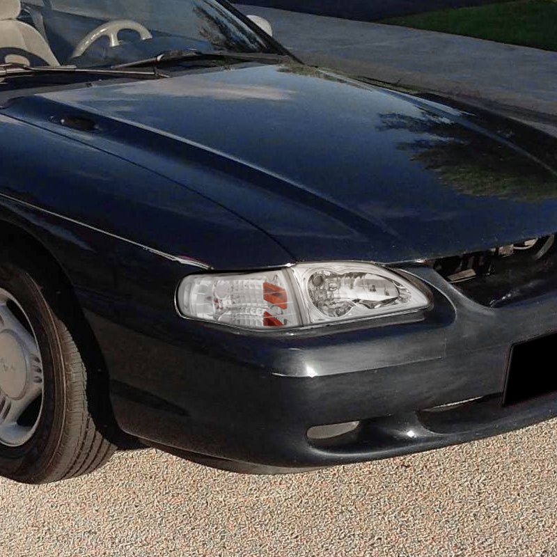 1994-1998 Ford Mustang SN95 Corner Parking Turn Signal Lights (Chrome Housing / Clear Lens)