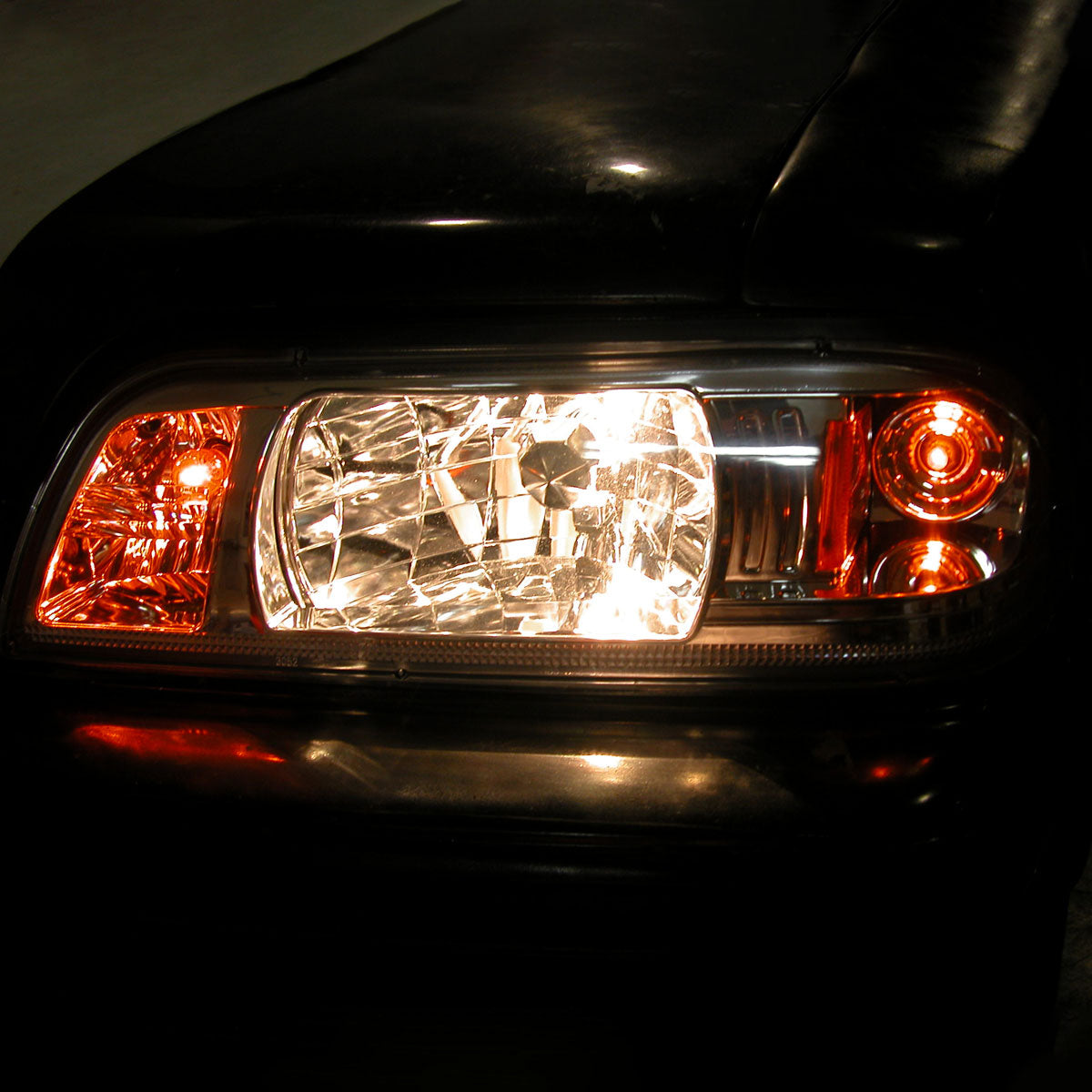 1987-1993 Ford Mustang Fox Body Factory Style Crystal Headlights (Matte Black Housing / Clear Lens)