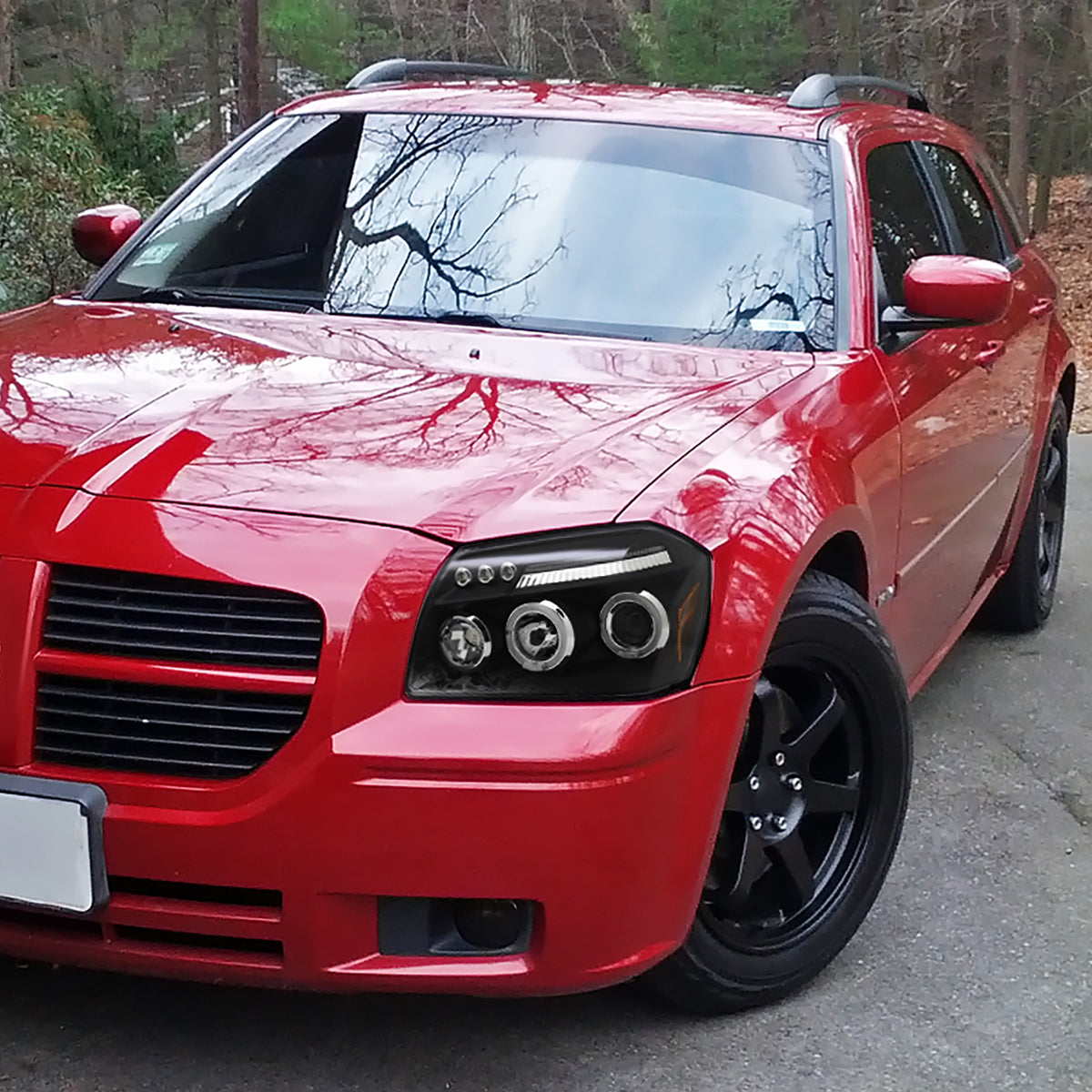 2005-2007 Dodge Magnum Dual Halo Projector Headlights (Matte Black Housing / Clear Lens)