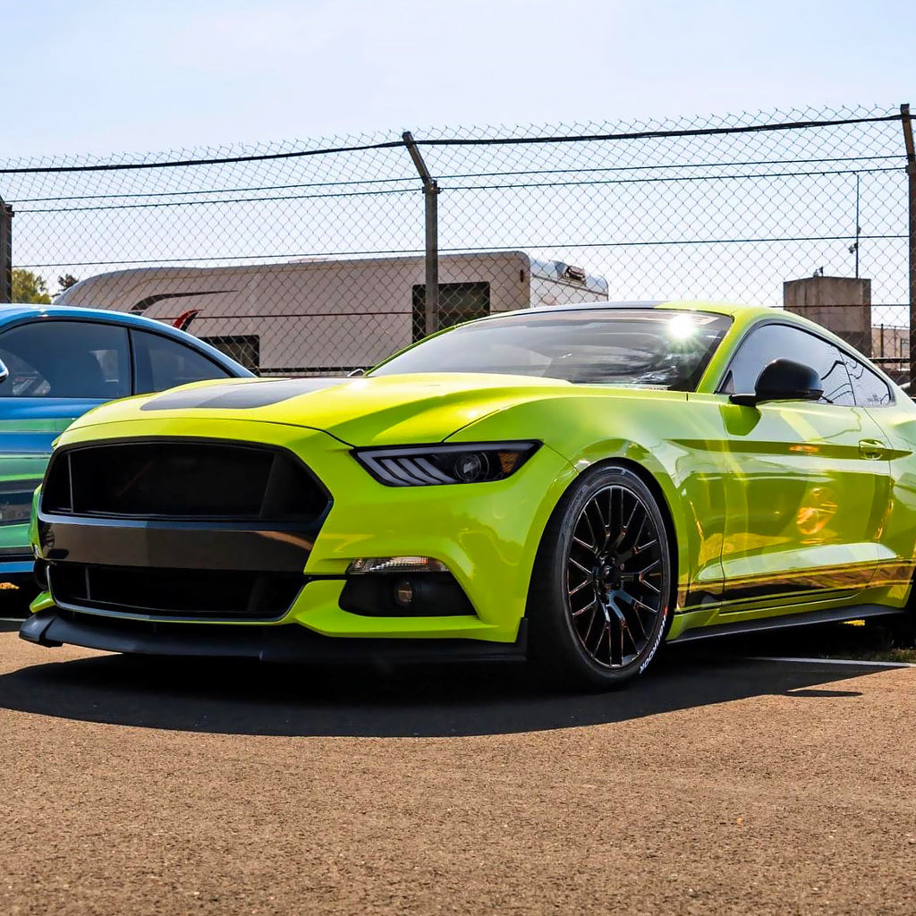 2015-2017 Ford Mustang S550 HID-Type LED Sequential Turn Signal Projector Headlights (Glossy Black Housing / Smoked Lens)