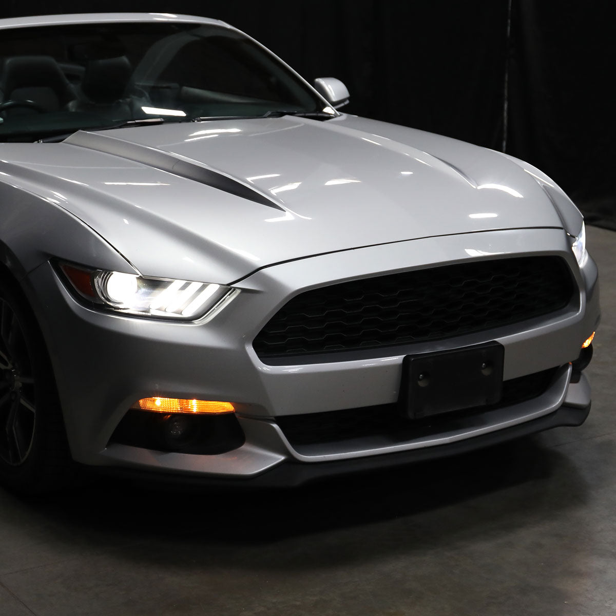 2015-2017 Ford Mustang S550 / 2018-2020 Mustang Shelby LED Strip Xenon HID Projector Headlight - Driver Side Only (Matte Black Housing / Clear Lens)
