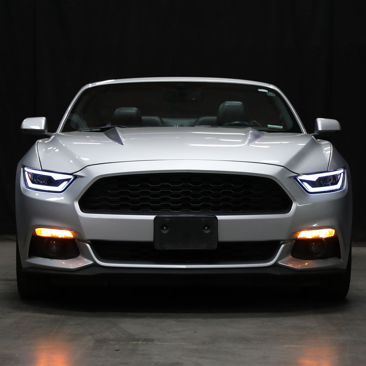2015-2017 Ford Mustang S550 / 2018-2020 Mustang Shelby LED Bar Xenon HID Projector Headlights (Matte Black Housing / Clear Lens)