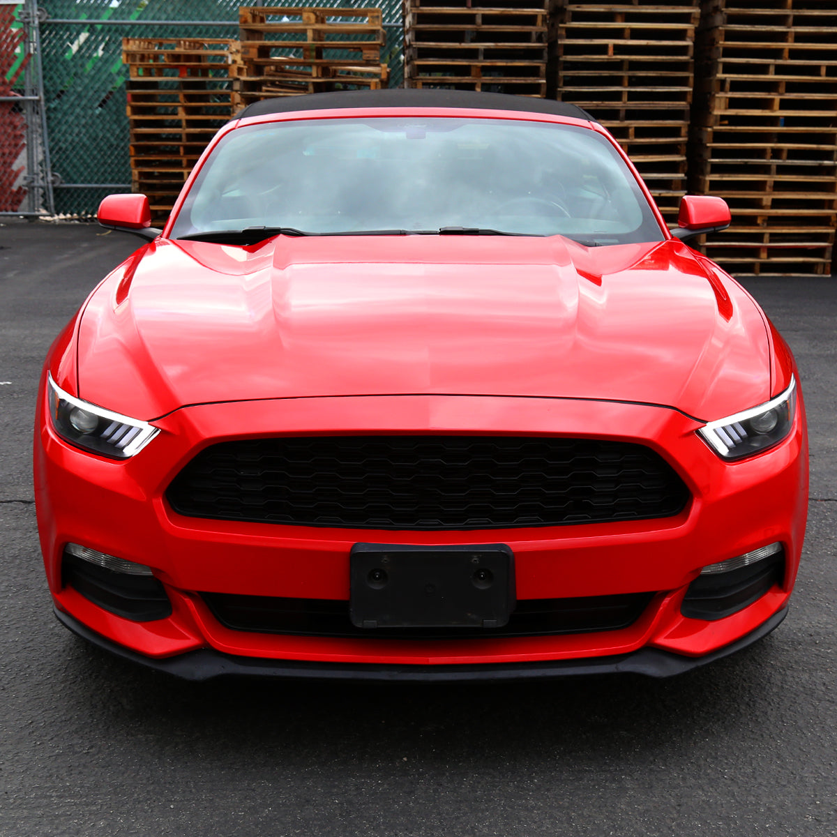 2015-2017 Ford Mustang S550 HID-Type LED Sequential Turn Signal Projector Headlights (Matte Black Housing / Clear Lens)