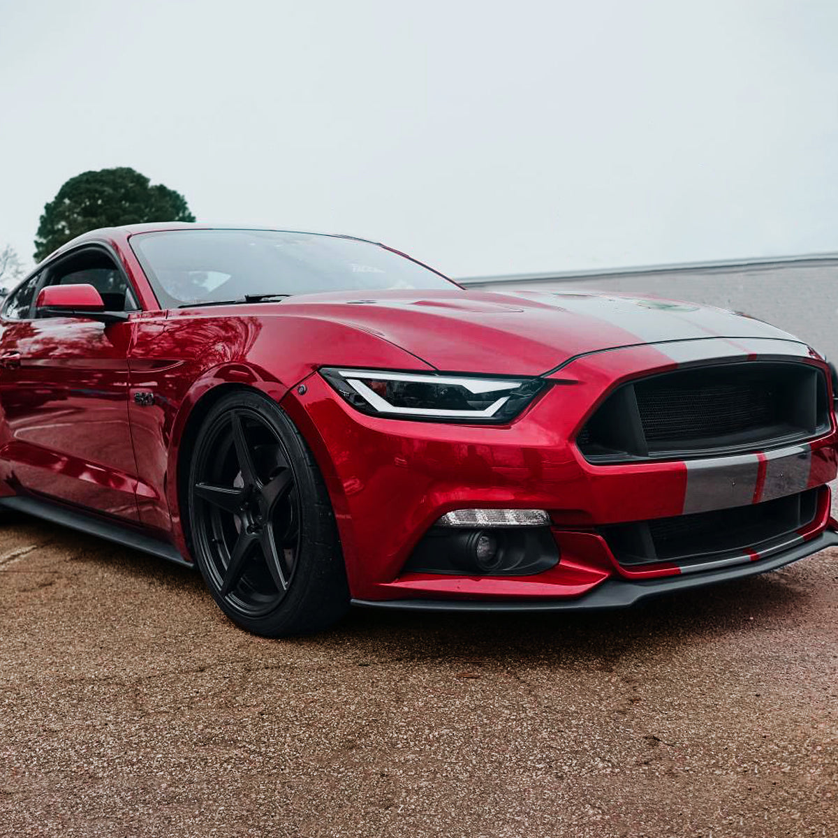 2015-2017 Ford Mustang S550 / 2018-2020 Mustang Shelby HID/Xenon Switchback Sequential LED Projector Headlights (Matte Black Housing / Smoked Lens)