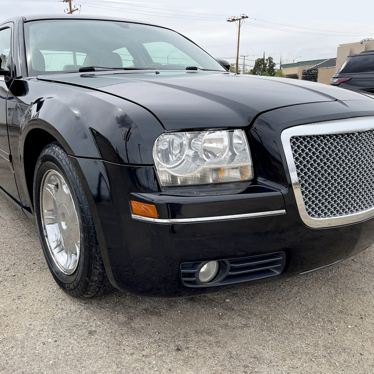 2005-2010 Chrysler 300 Factory Style Headlights (Chrome Housing / Clear Lens)
