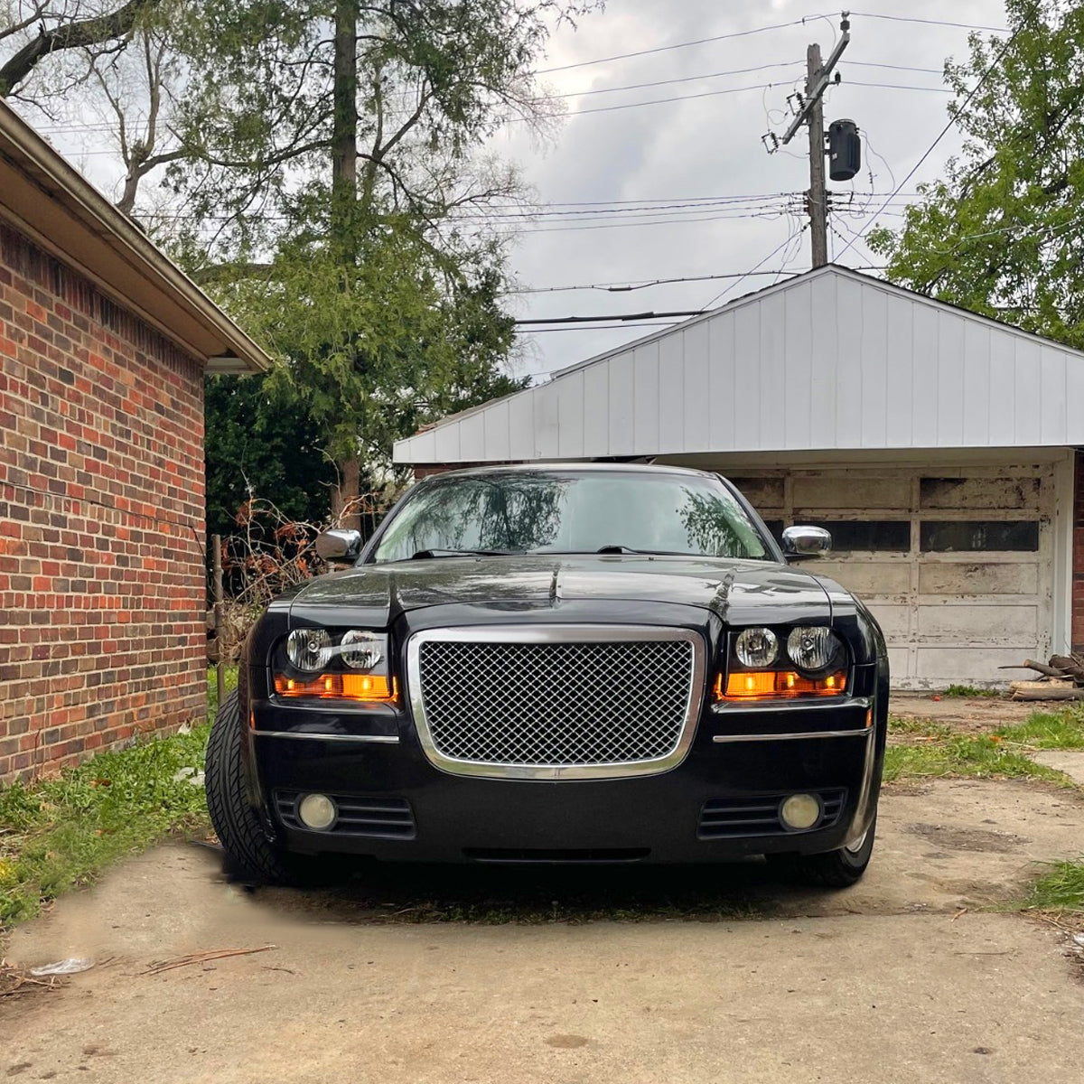 2005-2010 Chrysler 300 Factory Style Headlights (Matte Black Housing / Clear Lens)