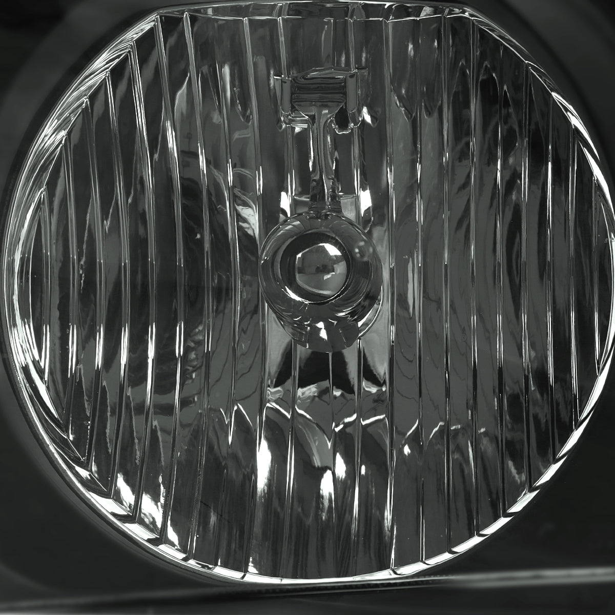 2005-2009 Ford Mustang S197 Factory Style Headlights (Matte Black Housing / Light Smoked Lens)