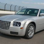 2005-2010 Chrysler 300 Base/LX/Touring Projector Headlights (Glossy Black Housing / Smoked Lens)