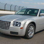 2005-2010 Chrysler 300 Base/LX/Touring Projector Headlights (Matte Black Housing / Clear Lens)