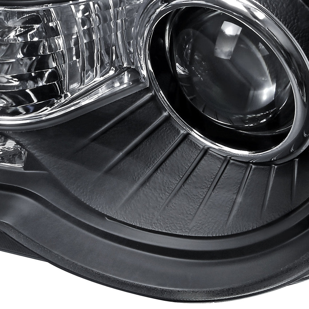 2005-2010 Chrysler 300 Projector Headlights w/ LED Light Strip (Matte Black Housing / Clear Lens)