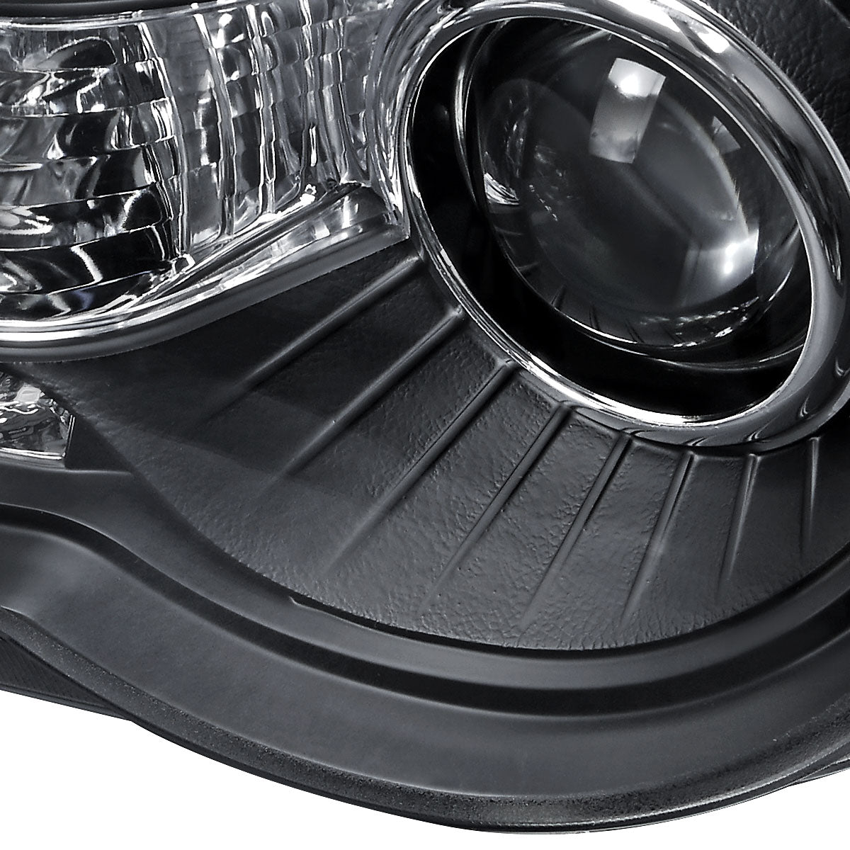 2005-2010 Chrysler 300 Projector Headlights w/ LED Light Strip (Matte Black Housing / Clear Lens)
