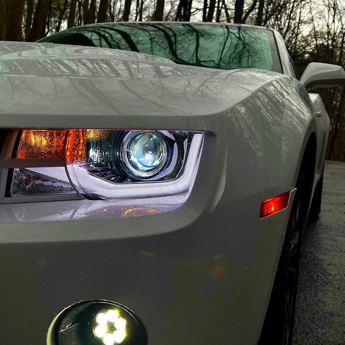 2010-2013 Chevrolet Camaro 5th Gen LED Bar Projector Headlights (Chrome Housing / Clear Lens)