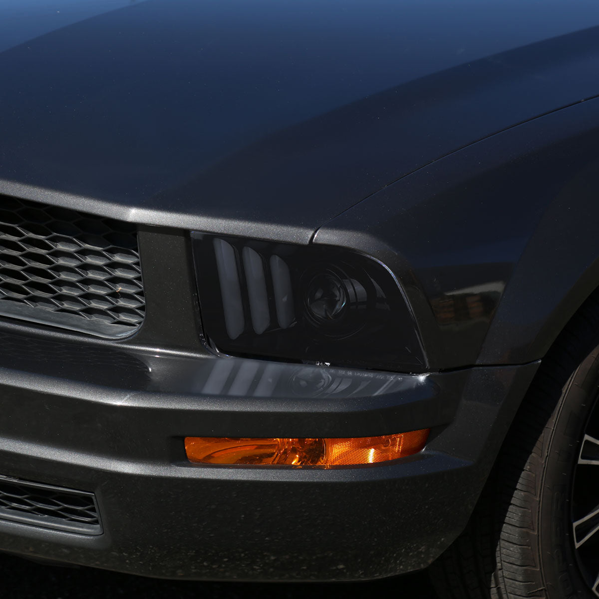 2005-2009 Ford Mustang S197 LED Bar Projector Headlights (Chrome Housing / Smoked Lens)