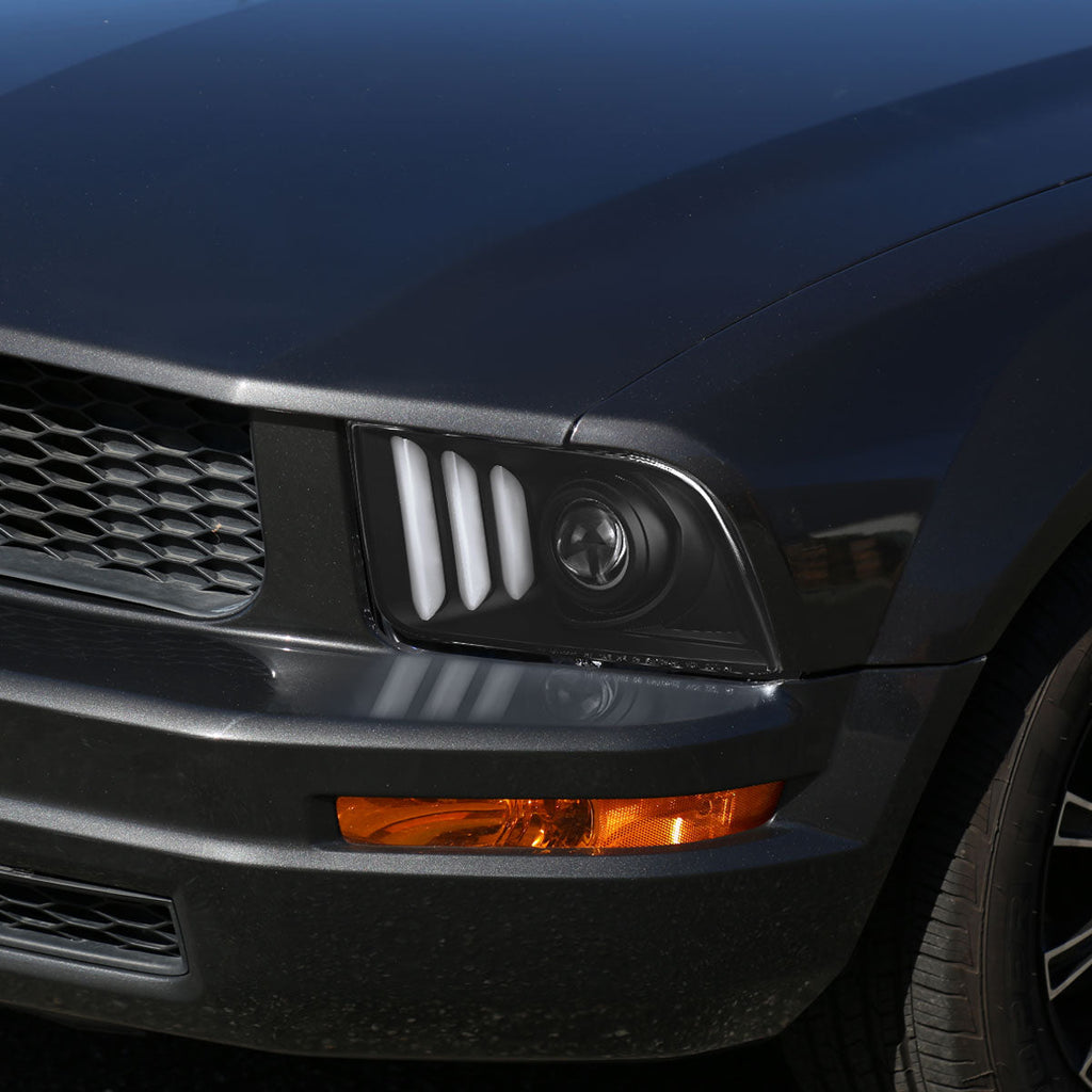 2005-2009 Ford Mustang S197 LED Bar Projector Headlights (Matte Black Housing / Clear Lens)