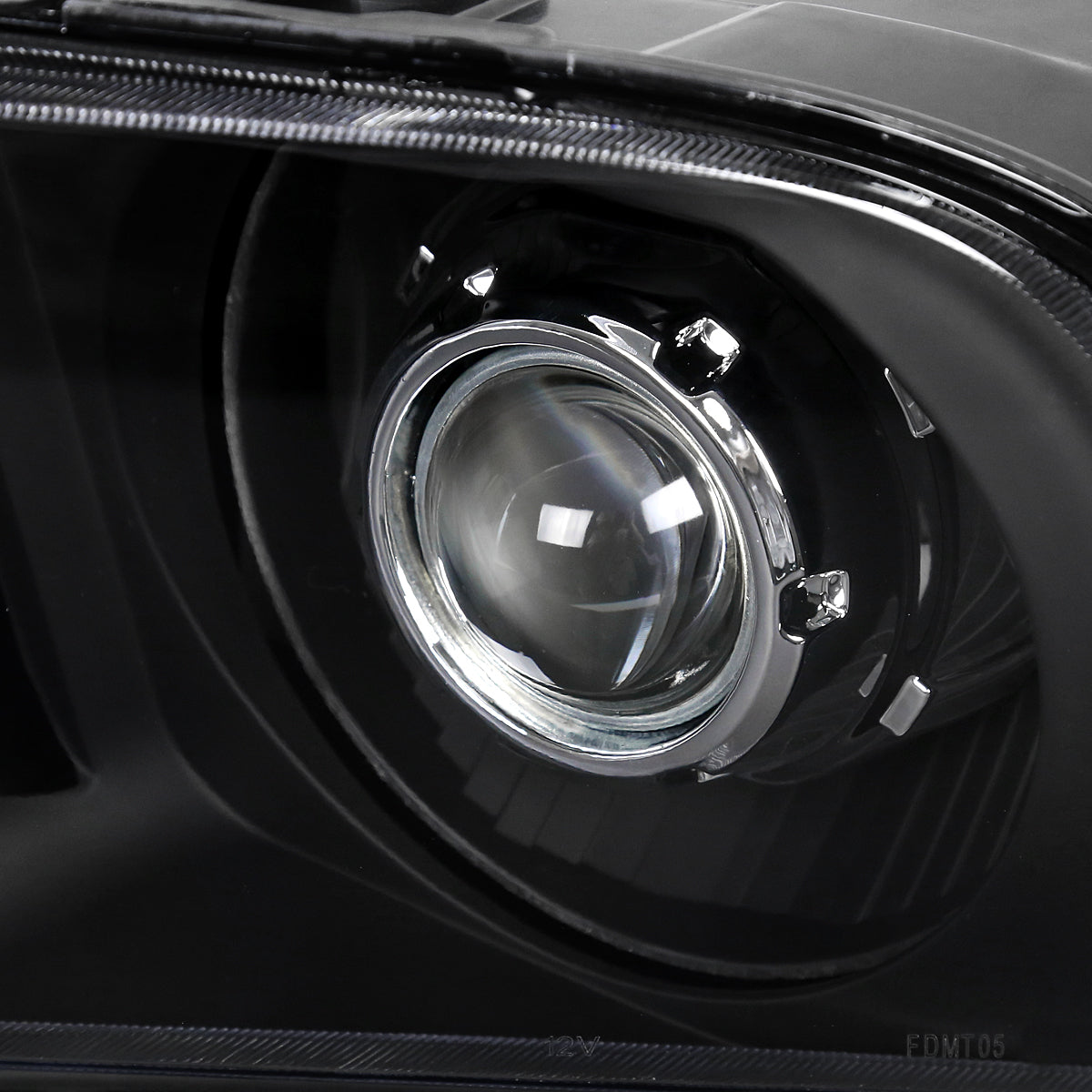 2005-2009 Ford Mustang S197 H1 Projector Headlights (Matte Black Housing / Clear Lens)