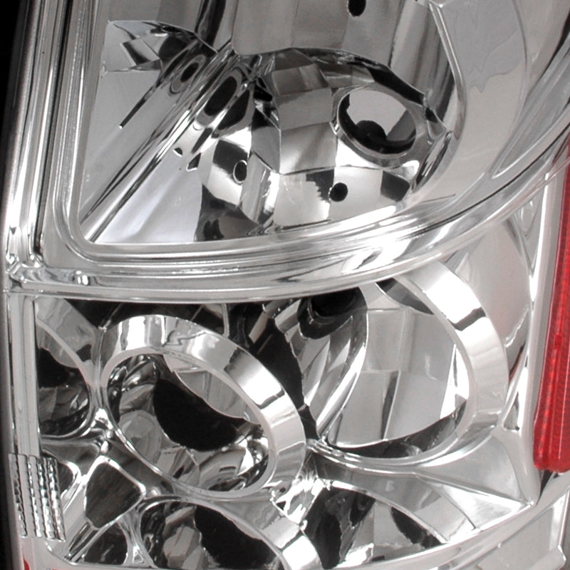 2005-2008 Dodge Magnum Tail Lights (Chrome Housing / Clear Lens)
