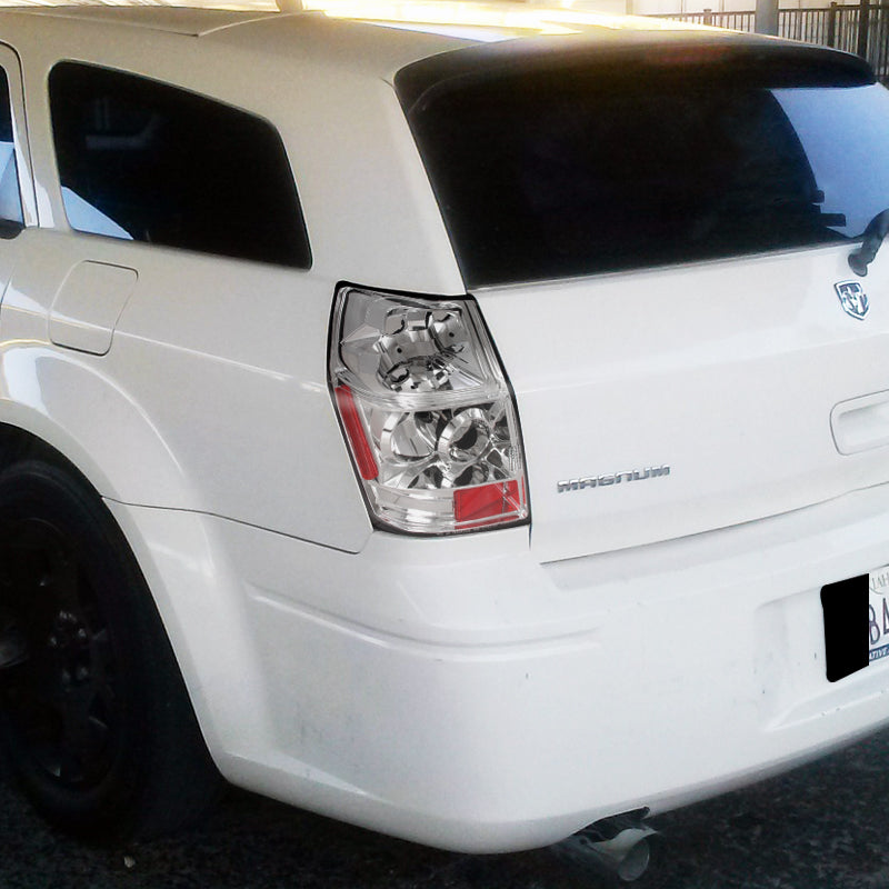 2005-2008 Dodge Magnum Tail Lights (Chrome Housing / Clear Lens)
