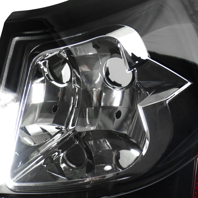 2005-2008 Dodge Magnum Tail Lights (Matte Black Housing / Clear Lens)