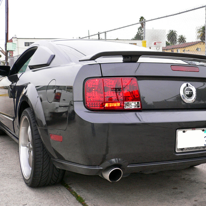 2005-2009 Ford Mustang S197 Sequential Tail Lights (Chrome Housing / Red Lens)