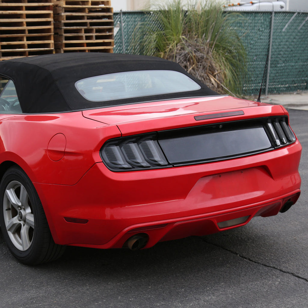 2015-2023 Ford Mustang S550 Sequential Signal LED Tail Lights (Glossy Black Housing / Smoked Lens)