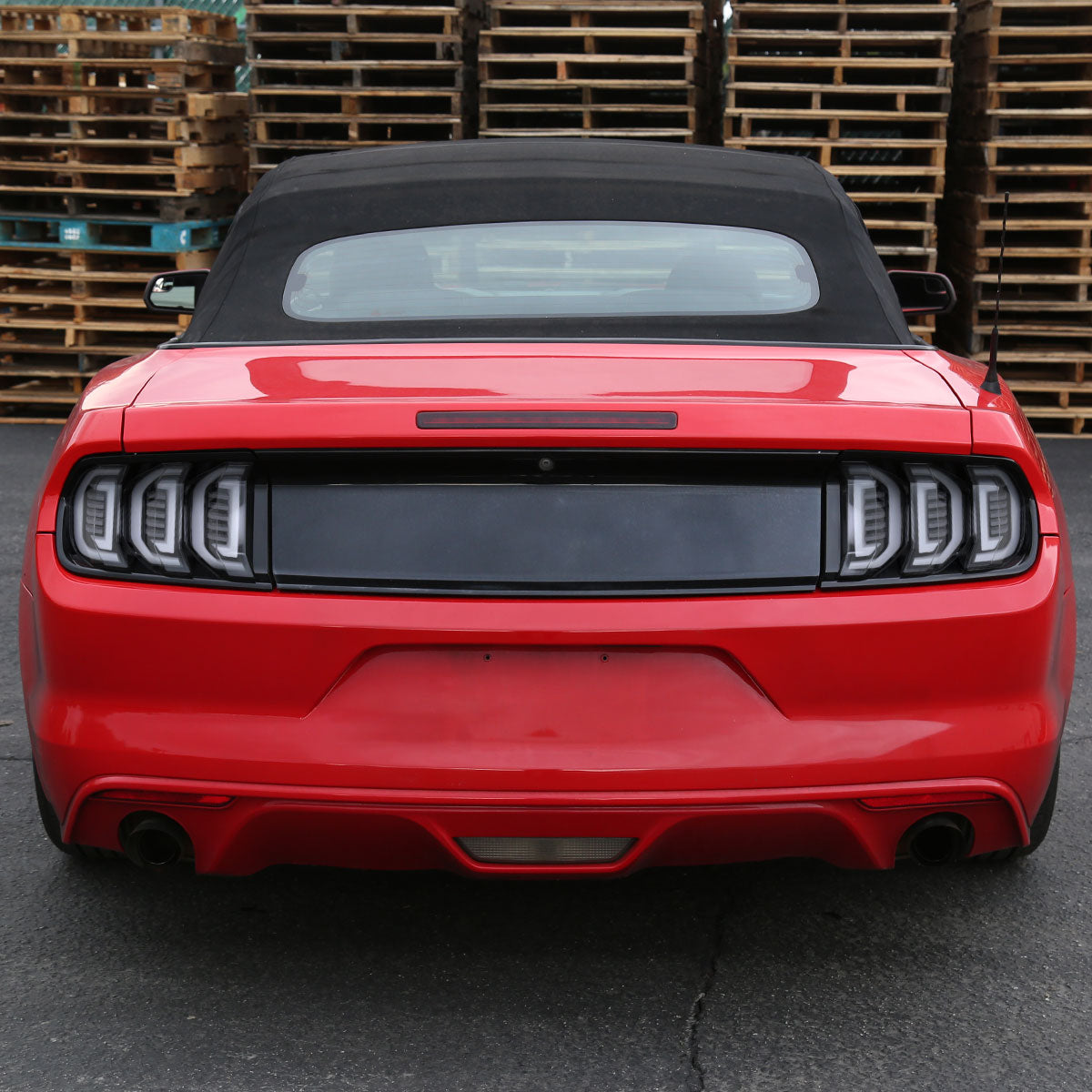 2015-2023 Ford Mustang S550 Sequential Signal LED Tail Lights (Jet Black Housing / Clear Lens)
